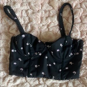 White Fox Boutique Black Floral Crop Top XS
